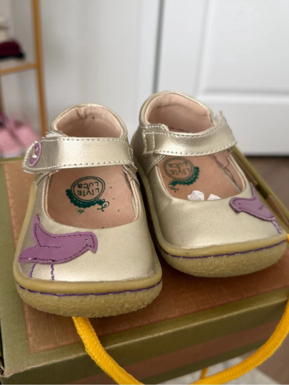Livie & Luca Gold Mary Jane Shoes Gold Purple Bird Appliqué Size 4c Baby Girl